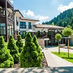 Hotel Helia 3*