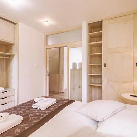 Hotel Helia 3*